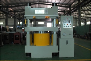 500T高強(qiáng)度快速油壓機(jī)