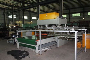 汽車內(nèi)飾件裁斷機(jī)