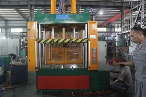 宏圖30T鑄件切邊機(jī)